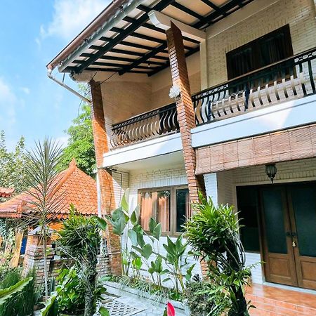 The Satu Stay Kayen Kejayan Exterior foto